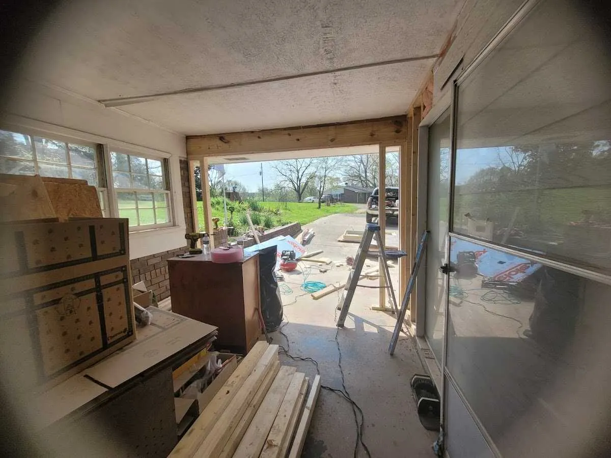 Air movers and dehumidifier for Drying & Dehumidification in Hanford